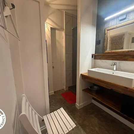 Rénové Proche Plage, Centre-ville Et Pistes Cyclables Avec Terrasse Privative - Fr-1-426-560 Les Sables-dʼOlonne