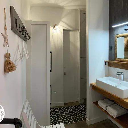Сasa de vacaciones Rénové Proche Plage, Centre-ville Et Pistes Cyclables Avec Terrasse Privative - Fr-1-426-560 *